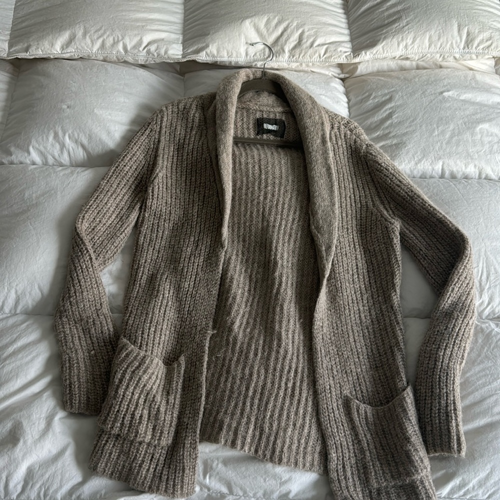 Reformation long cardigan XS in beige